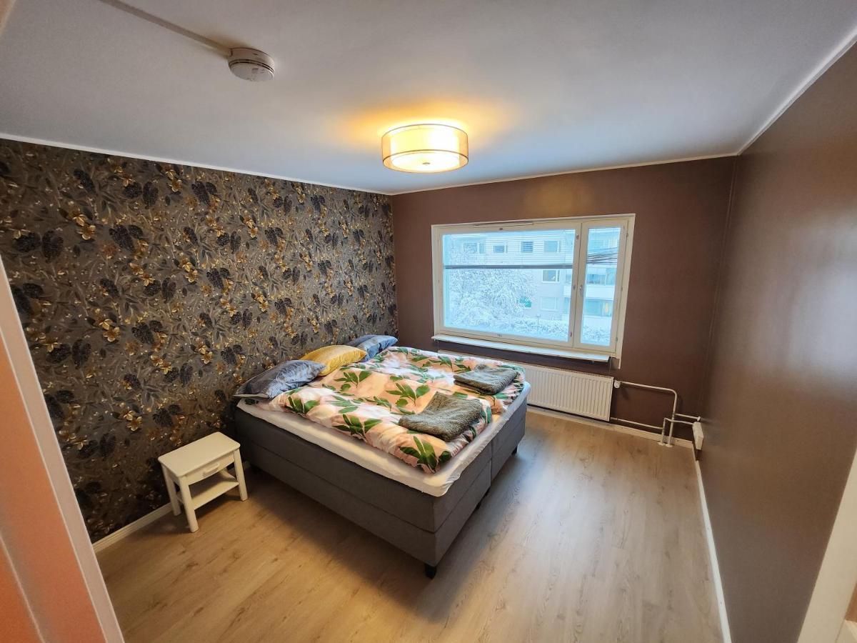 Inspiring Apartment Near City Center Микели Екстериор снимка