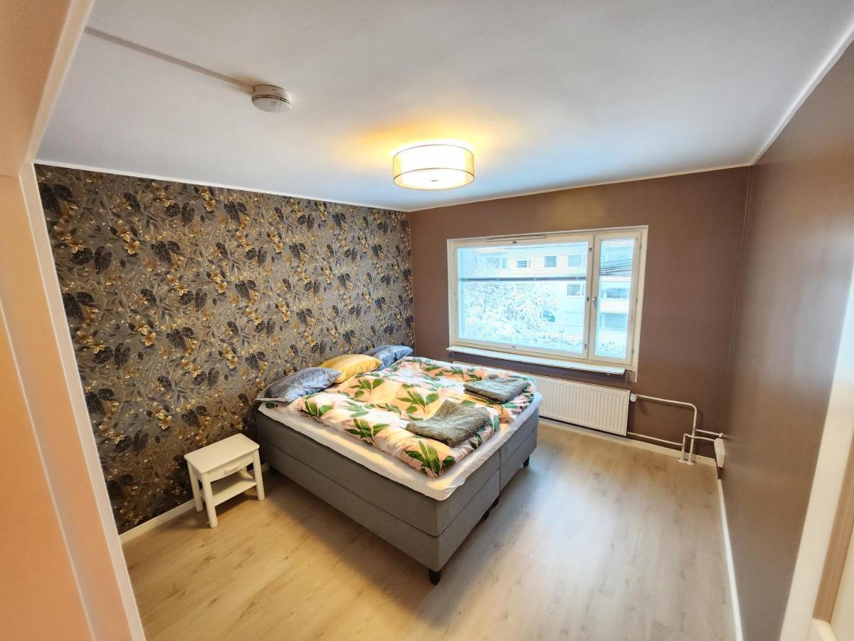 Inspiring Apartment Near City Center Микели Екстериор снимка